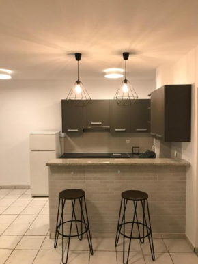 Modern City Center Apartment Preveza Marina